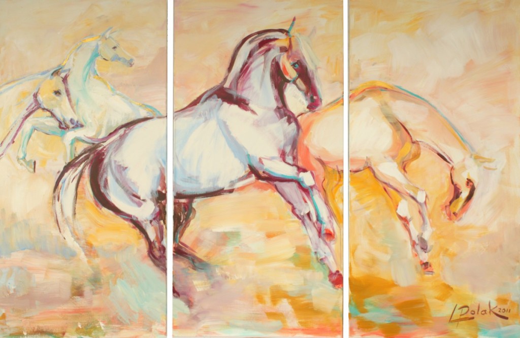 Schilderij bestaande uit drie delen waarop een kudde wilde witte paarden